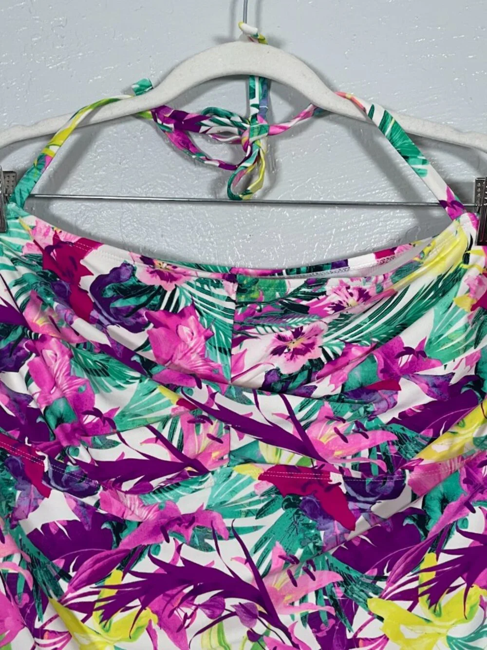 Catalina Women Plus Size 3X White Pink Green Floral Halter Tankini Swim Top